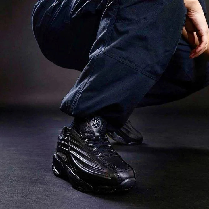 Ni_ke N_octa Hot “Step 2 Black”(1st Time In India & With OG Box)