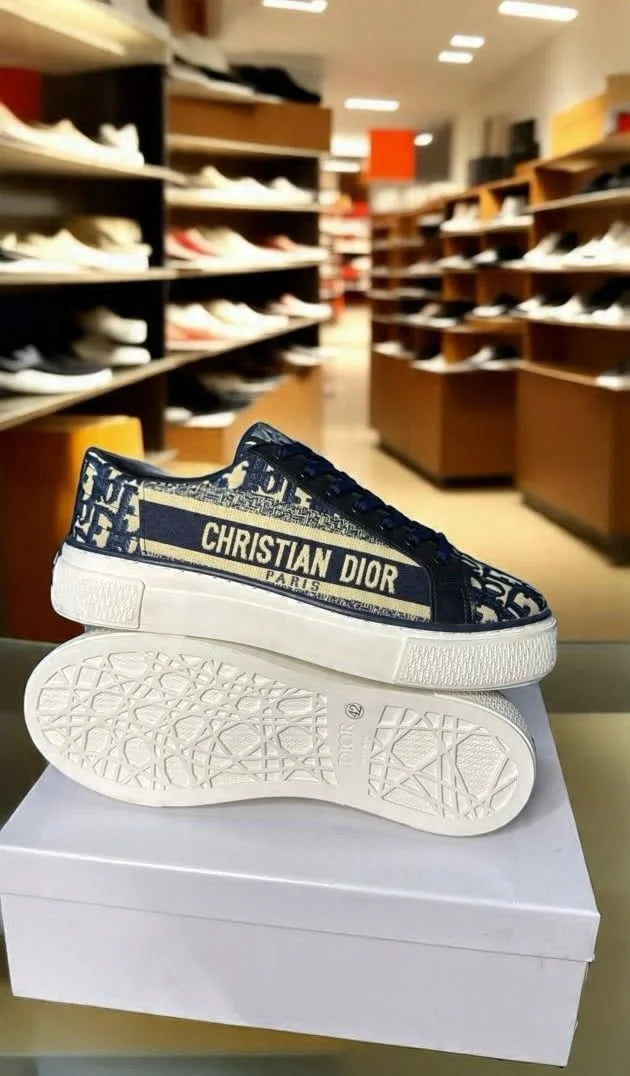Di_or Can_vas Low Sneakers (Black)