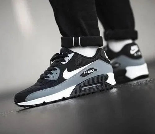 Airm_ax 90 Essential Black Grey 468
