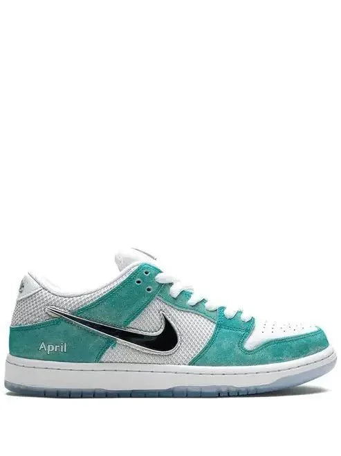 Ni_ke April Skateb_oards X Sb Dunk Low Turbo Green