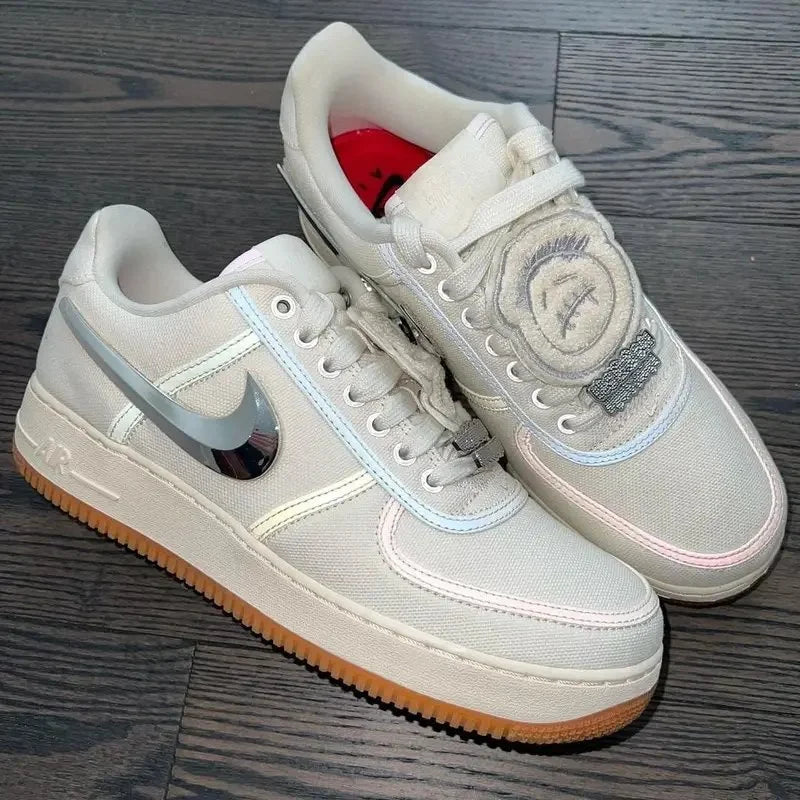 N_ike Airfo_rce 1 low Travis Scott
