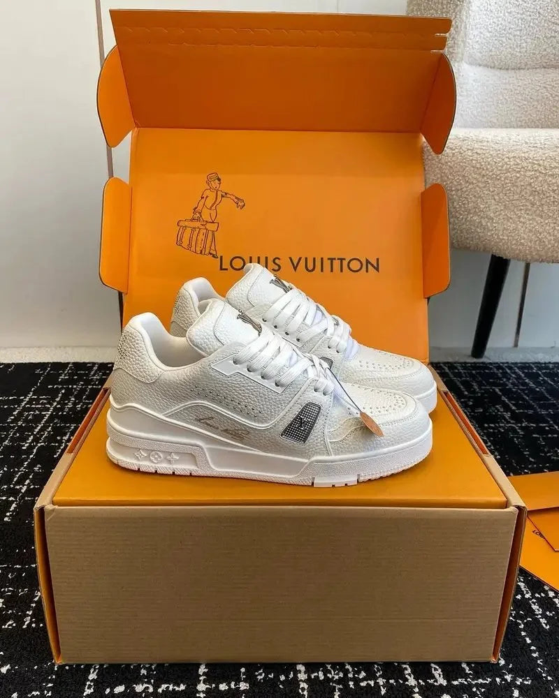 Lo_uis Vuit_ton Trainer “Triple White