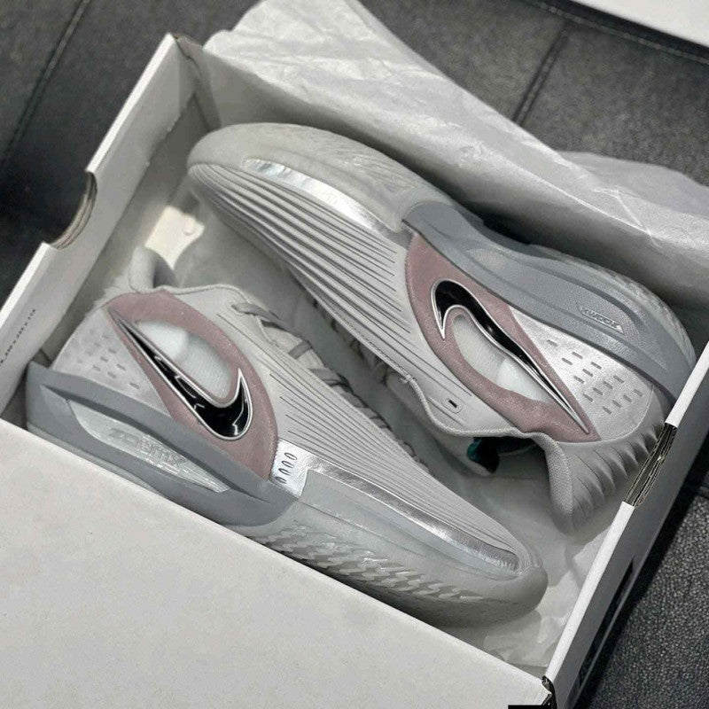 Nik__ee Zoom G.T. Cut 3 White Metallic Silver