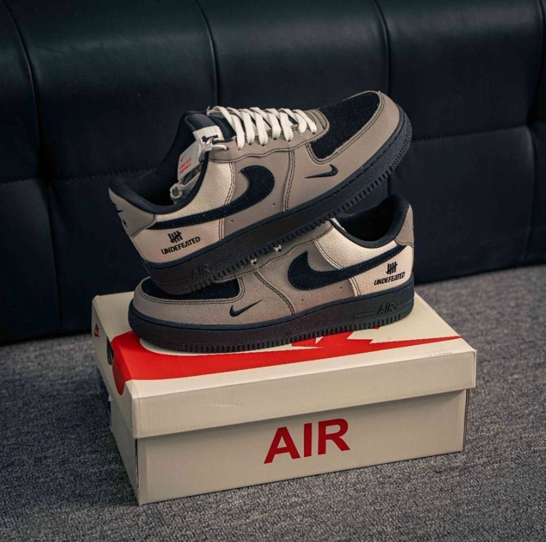 Nik__ee Airforce 1 Low 07 X Undefeated
