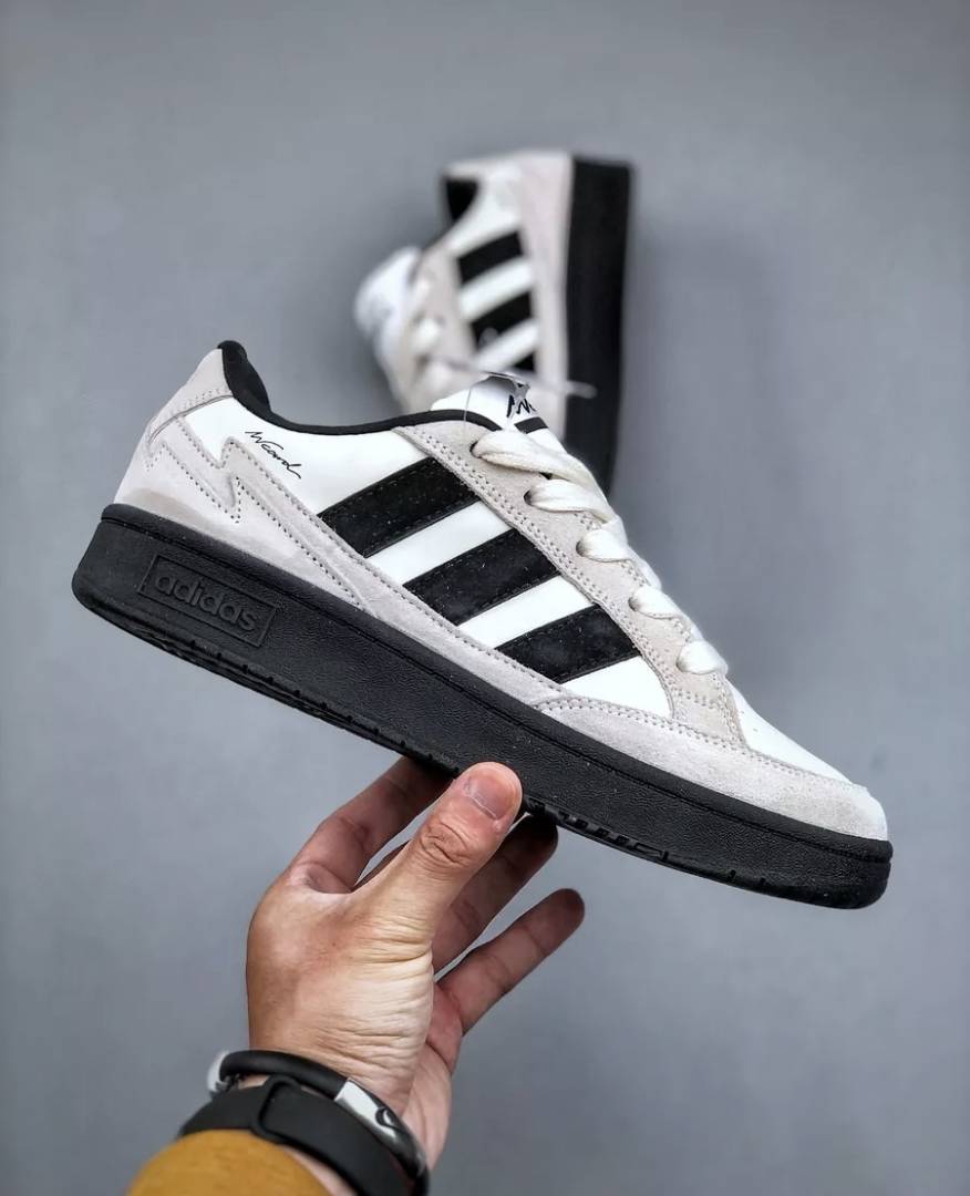 Adida__s W Card AVD Suede White Black