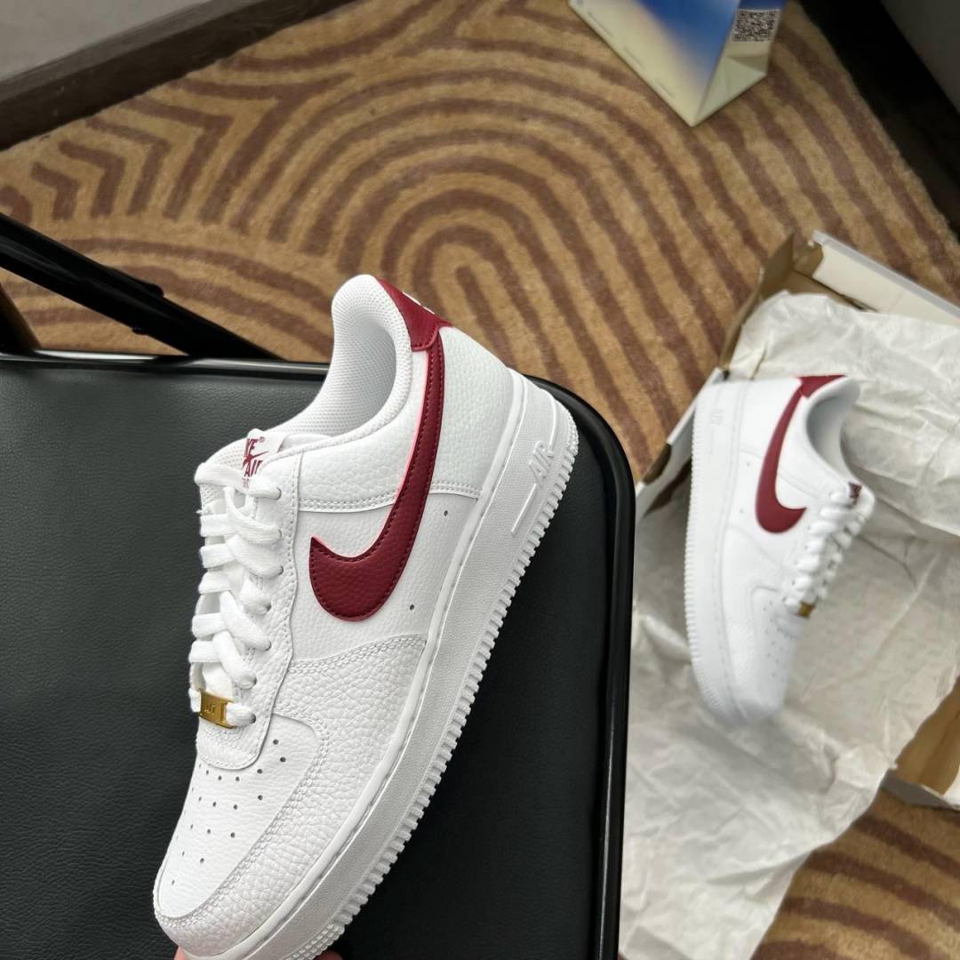 Nik__ee Air Force 1 07 Low White Team Red