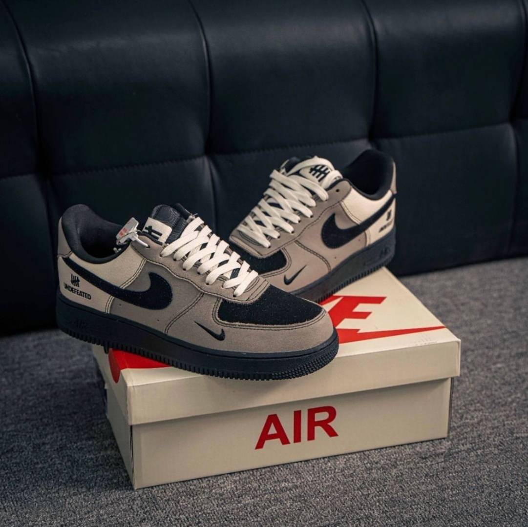 Nik__ee Airforce 1 Low 07 X Undefeated