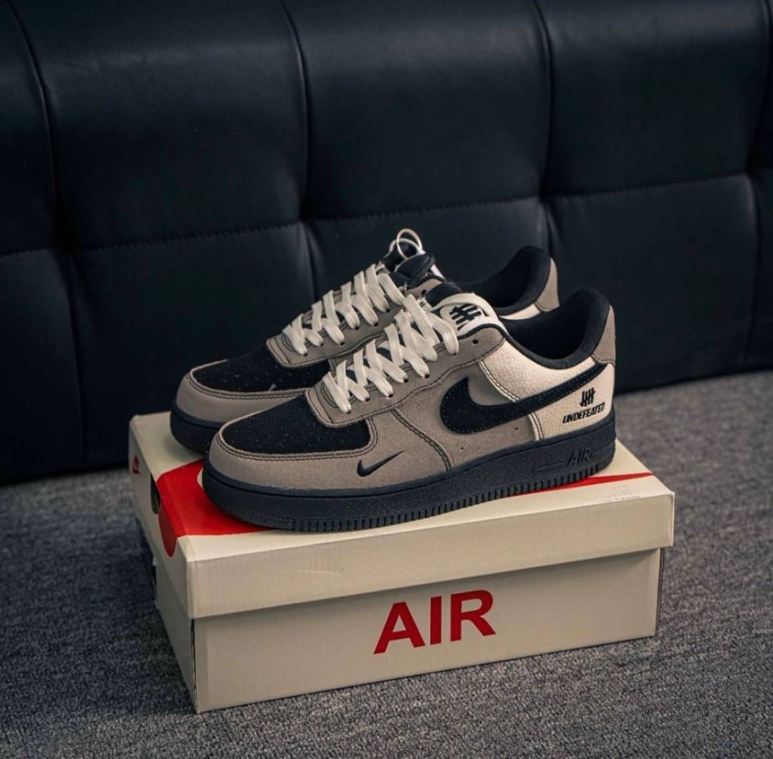 Nik__ee Airforce 1 Low 07 X Undefeated