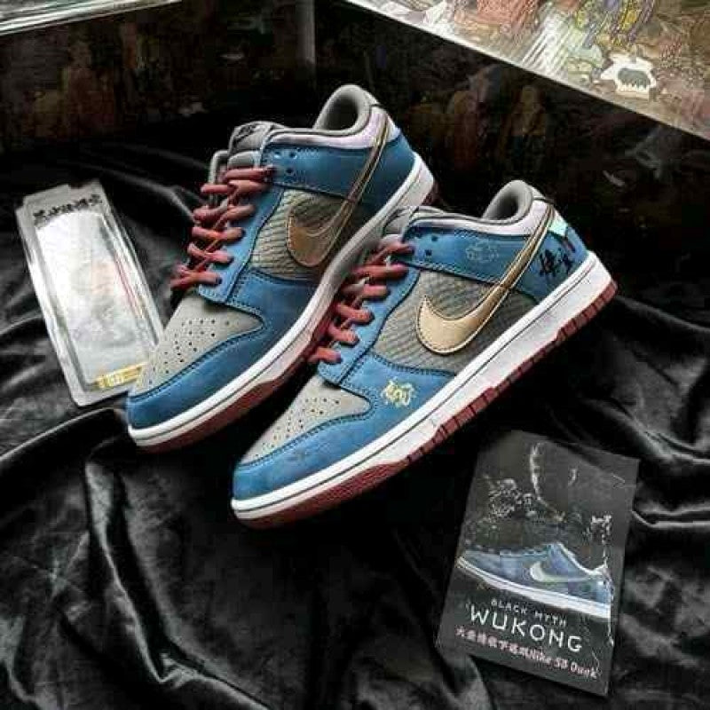Nik__ee dunk low myth wukong 583