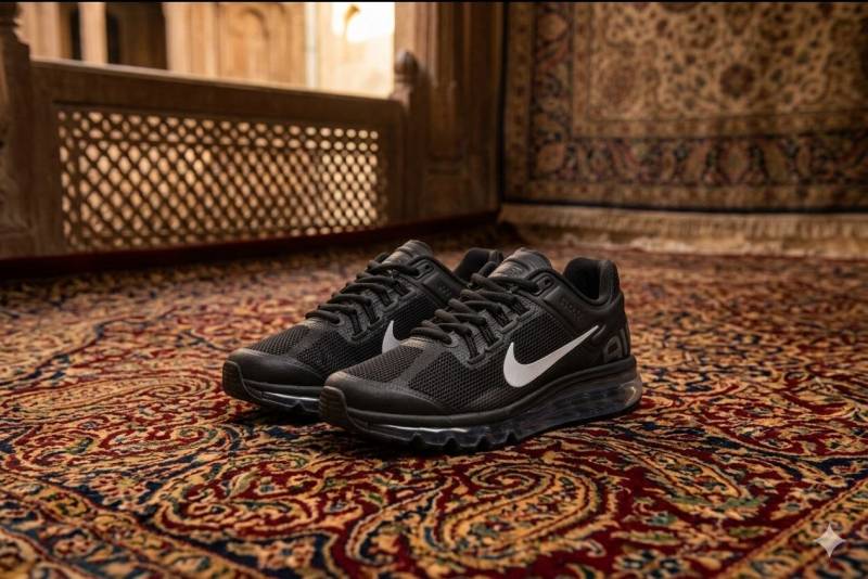 Nik__ee Air Max 2013 black