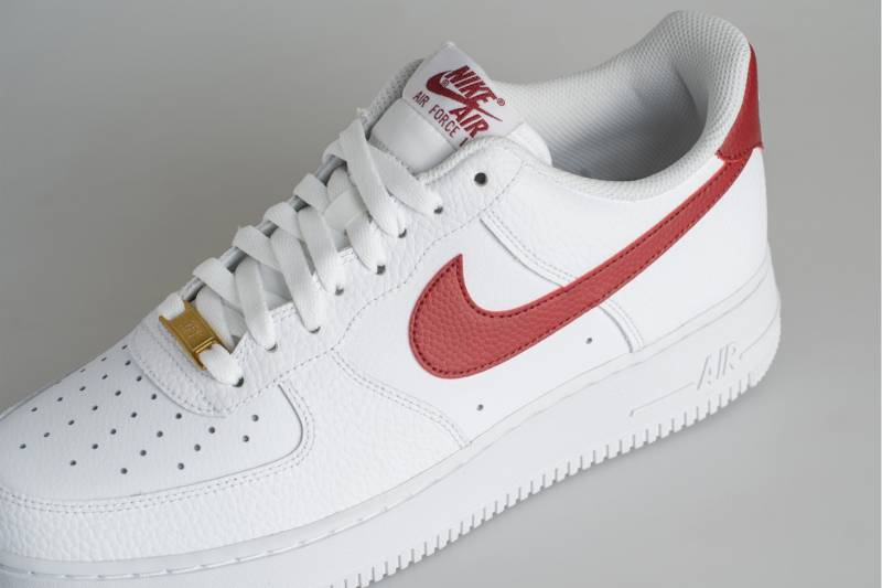 Nik__ee Air Force 1 07 Low White Team Red