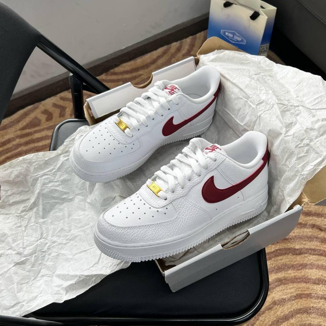 Nik__ee Air Force 1 07 Low White Team Red